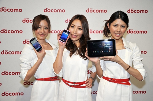 NTT DoCoMo Unveils New Smartphones