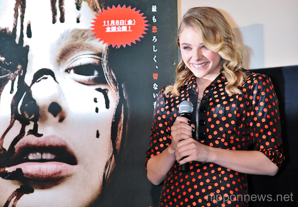 Carrie stage greeting in Tokyo