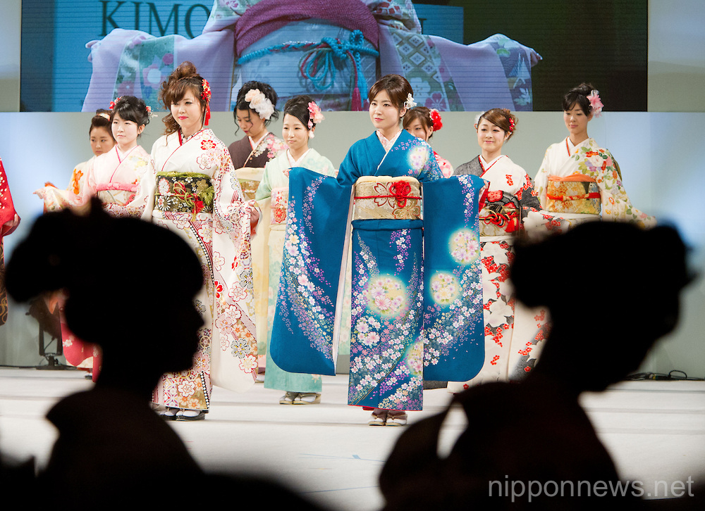 Kimono Queen Contest 2013