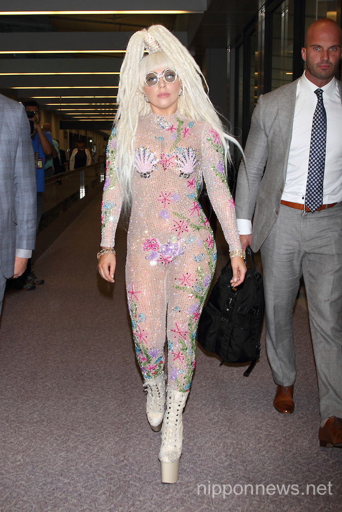 Lady Gaga arrives in Japan to Promote artRAVE Tour 2014