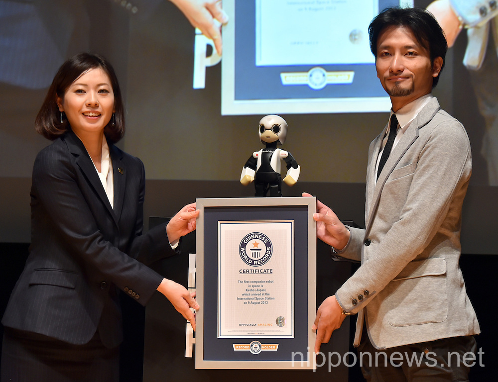 Astronaut Robot Kirobo receives Guiness World Records