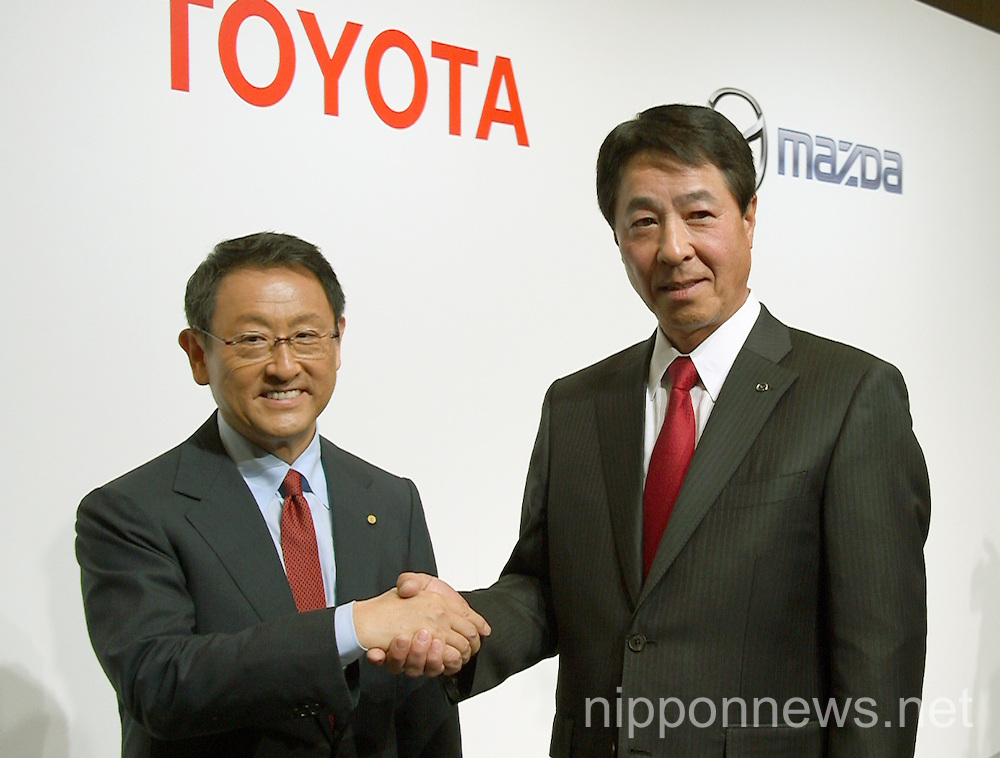 Toyota and Mazda announce long-term partnership in technology