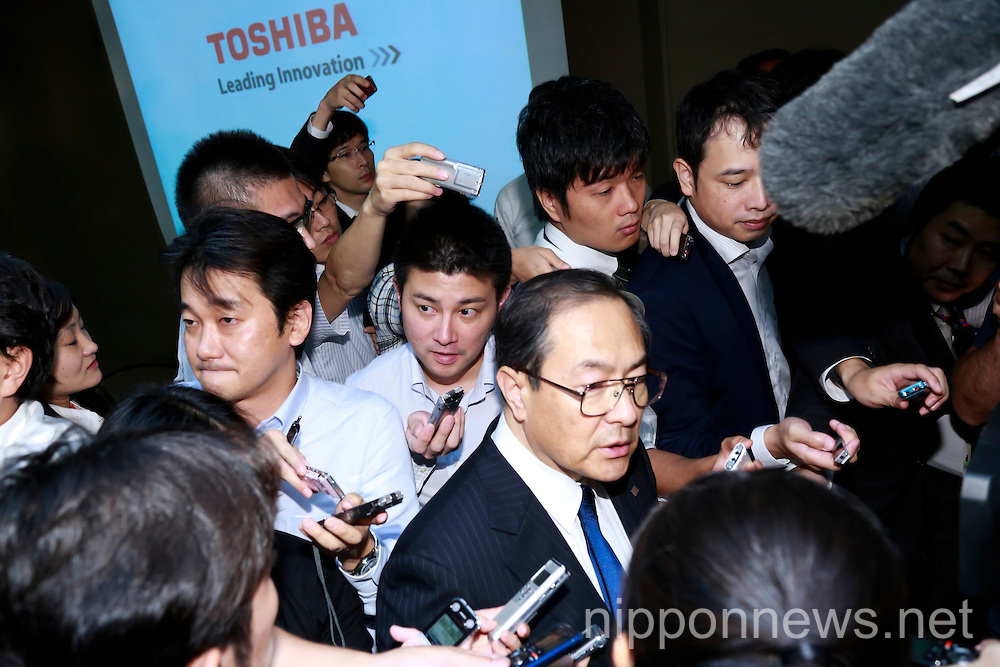 Toshiba reports 2014 FY net loss after 155 bil Yen accounting scandal