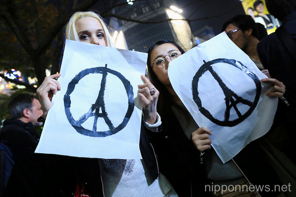 Tokyo shows solidarity with victims of Paris terrorist attacks