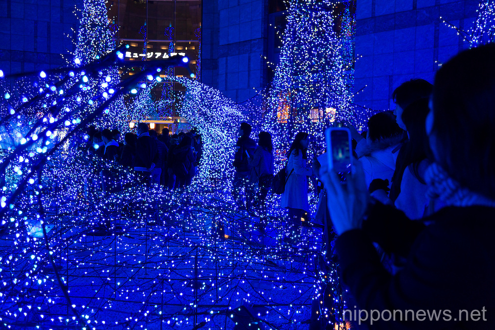 Shiodome Caretta Illumination 2015