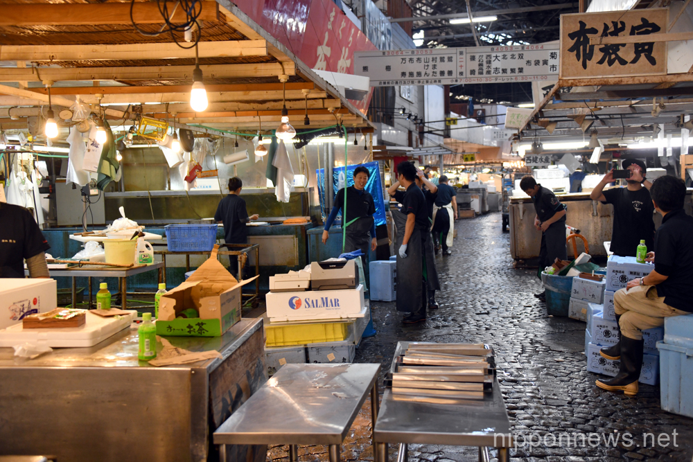 Tokyo’s iconic Tsukiji fish market closes its 83 years of history