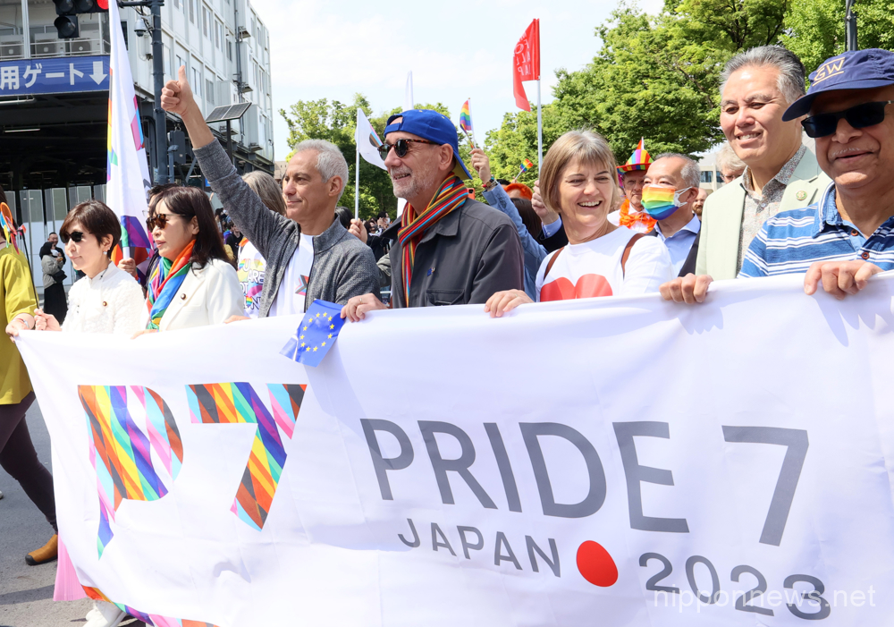 April 23, 2023, Tokyo, Japan - (L-R) Japanese lawmakers Tomomi Inada, Masako Mori, US ambassador to Japan Rahm Emanuel, EU ambassador to Japan Jean-Eric Paquet and British ambassador to Japan Julia Longbottom march for the "Tokyo Rainbow Pride" parade in Tokyo on Sunday, April 23, 2023. Some 240,000 people took part in a two-day event to support sexual minority. (photo by Yoshio Tsunoda/AFLO)