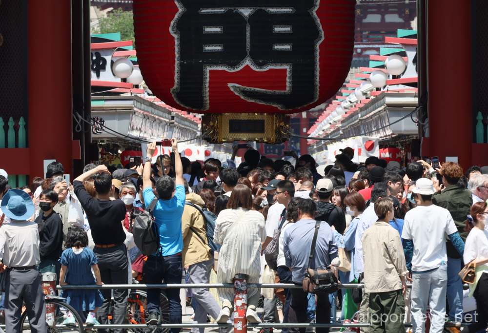 May 4, 2023, Tokyo, Japan - The Nakamise shopping street, an approach to the Sensoji temple is crowded with people at the Asakusa entertainment district in Tokyo at a week-long Golden Week holidays on Thursday, May 4, 2023. (photo by Yoshio Tsunoda/AFLO)