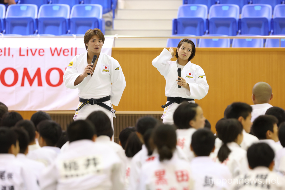 (L to R) Hifumi Abe, Uta Abe, JUNE 10, 2023 - Judo : ABE CUP 2023 -JUDO School & Friendly Match- at Hyogo Budokan, Hyogo, Japan. (Photo by YUTAKA/AFLO SPORT)